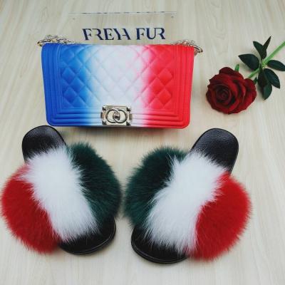 China 2021 Fashion Trend Hot Sale PVC Clips Real Fur Slides Large Women Fur Slides And Purse Set for sale