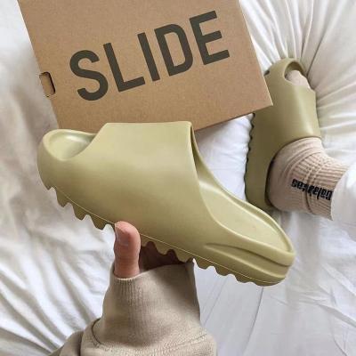 China 2021 Fashion New Seller Men's Authentic Beige Yeezy Style Slides Sandals Foam Women Green Yeezy Slides for sale