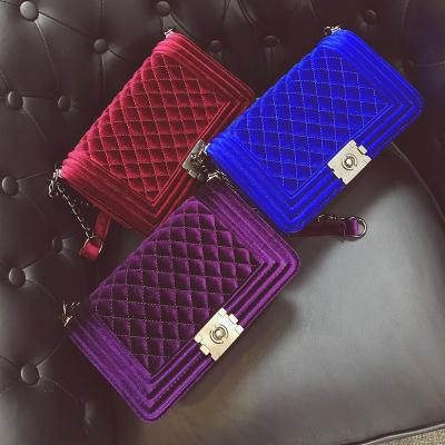 China 2020 Lady Winter Wallet New Velvet Bag Supplier Fashion Wallet Designer Jelly Velvet Wallet and Purse for sale