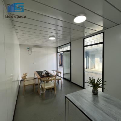 China Steel Door Installation Container Home House Customized Modern Luxury New Materials Prefab Modular Tiny House for sale