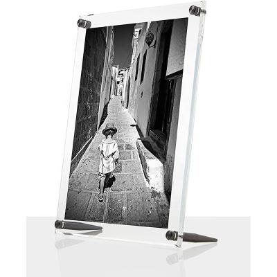 China Strong Hot Selling Fashionable Acrylic Magnetic Block Frame For Photos With Standouts for sale