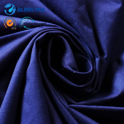 China Shrink-resistant microfiber fabric in single rolls 100 poly peach polyester softshell weave fabric micro peach skin polyester fabric for sale