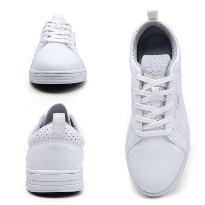 China Fashion Trend Lace Up Breathable Men Board Shoes New Fashion Outdoor Sneakers for sale