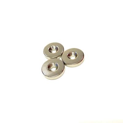 China Industrial Magnet 10 PACK Neodymium Hole Magnets Disc Milled Strong Rare Earth Permanent Magnet With Screws 10PACK for sale