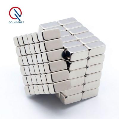 China Custom Industrial Neodymium Magnets 40mm x20mm X 2mm Square Neodymium Magnet for sale