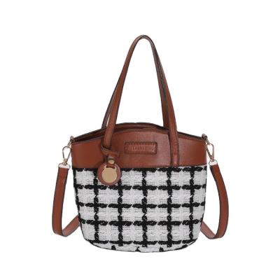 China 2022 Factory Water Resistant Newest Styles Fashion Houndstooth Drawstring Bucket Handbag Luxury Leather Bags For Lady Handbag for sale