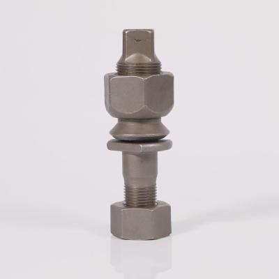 China 10.9 Steel Wheel Bolt ISUZ U NPR 5g Rear M16X1.5 / 18X1.5X81 Grade Hub Bolt With Nut for sale