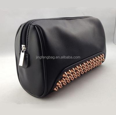 China High Quality Eco - Friendly Rose Gold Studded Black PU Makeup Beauty Bag for sale