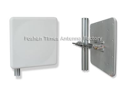 China Plastic Flat Panel Antenna 18dBi Dual Pole Antenna Horizontal / Vertical Polarization for sale