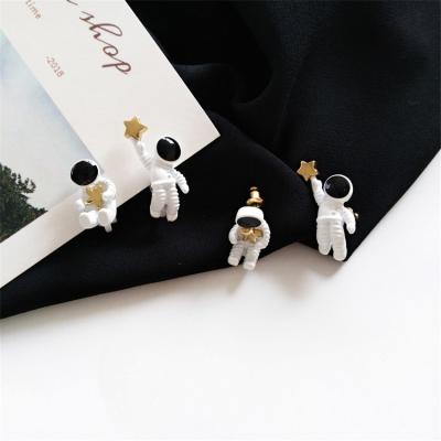 China High quality fashion asymmetrical star pentagon contracted earrings space astronaut ladies small stud earrings for sale