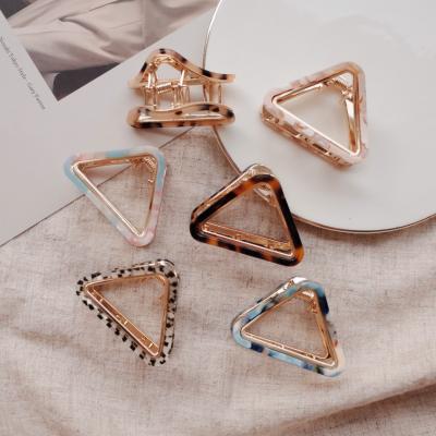 China 2021 Korea Hair Claw Women's Fashion Accessories Acetate Triangle Candy Matte Hair Claw Clips for sale