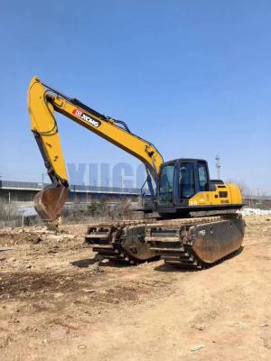 China Second Hand XCMG Amphibious Crawler Mounted Hydraulic Excavator 0.6m3 Bucket for sale