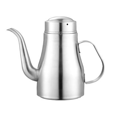 China 2022 New Freshness Preservation High Quality Household Stainless Steel Oil Filter Kettle Kitchen Oil Kettle With Handle for sale