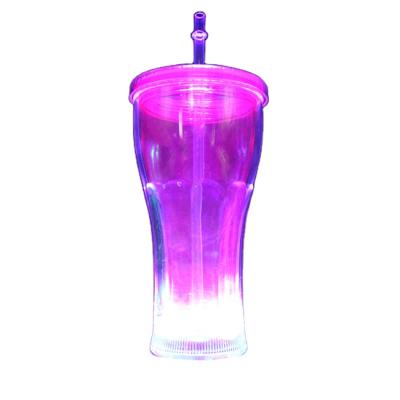 China helm & Gift New Product 18oz Led Bottle Plastic Cup Led Drinking Glass With Straw for sale