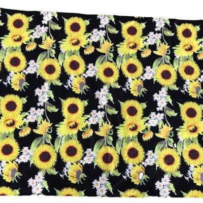 China Soft Breathable Kids And Cozy Sunflower Daisy Printed Plush Blanket for sale