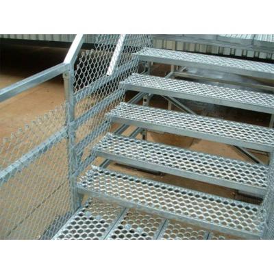 China Walkway Non Slip Perforated Metal Security Gratings As Stair Trends And Ladder Rungs for sale