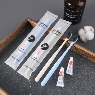 China Disposable Hotel Toothbrush And Kit Wholesale Cheap Dental Toothpaste for sale