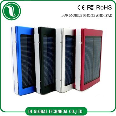 China Banco móvel da bateria do banco vermelho branco azul do poder do painel solar do poder superior à venda