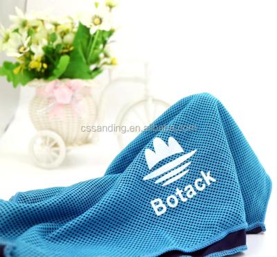 China Factory supply instant cooling cooling towels with custom logo, sports club advertising towel for sale