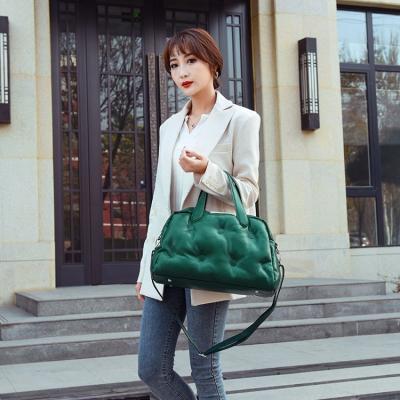 China Puffy Square Stripper Lightweight Leather Tote Handbags PU Tote Bag For Women Casual Embroidery Hot Selling PORTABLE for sale