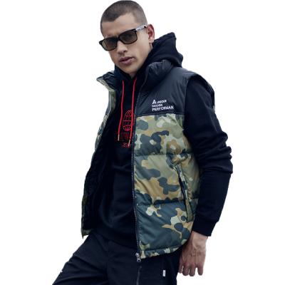 China Winter Trend Durable High Quality Camouflage Military Vest Stand Neck Warm Mens Vest for sale