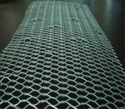 China Self furring Expandable Wire Mesh , 2.5lbs Diamond Lath Mesh for sale