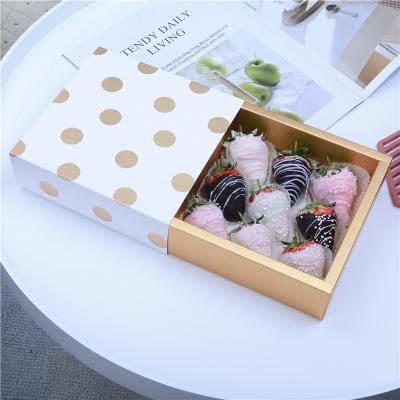 China Recyclable Chocolate Covered Strawberry Boxes Custom Printing Strawberry Gift Box Chocolate Packaging Box For Chocolate for sale