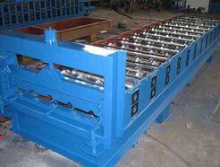 China 840 color steel pressure tile machine for sale