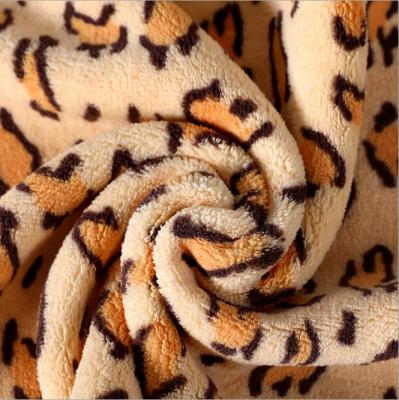 China 100%Polyester Fleece Fabric Anti-Static High Quality Knitting Baby Kids Desk Blanket Custom Printed Fabrics for sale