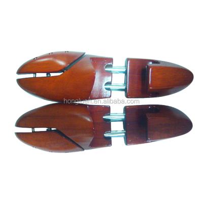 China Aromatic Twin Tube Cedar Shoe Trees Wholesale Cheap Custom Natural Household Wood Eco-Friendly for sale