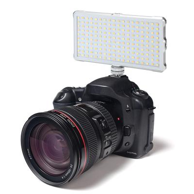 China Aluminum Alloy LituFoto F18 Camera LED Light CRI96 Adjustable 3200K-5600K Video For Photography Studio Outdoor Lighting for sale