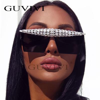 China Luxury crystal sunglasses 2020 faux diamond stone new oversized sunglasses wholesale fashion GUVIVI sunglasses for sale