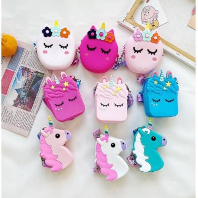 China Fashion Lovely Custom Made Cross - Body A Simple Rainbow Unicorn Girls Bags Children Mini Wallet Soft Silicone Coin Purse Wholesale for sale