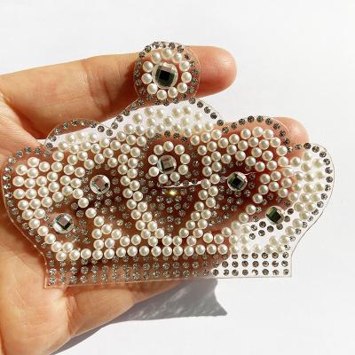 China New Arrival Hot Sale 3D Stick On Clear Rhinestone Crown Applique White Beaded Patch Adhesive For Bag Or Garment for sale