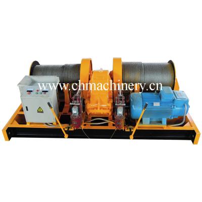 China AUTOMATIC 5T ​​Double Drum Pulling Fishing Boat Bilge Winch On Dock for sale