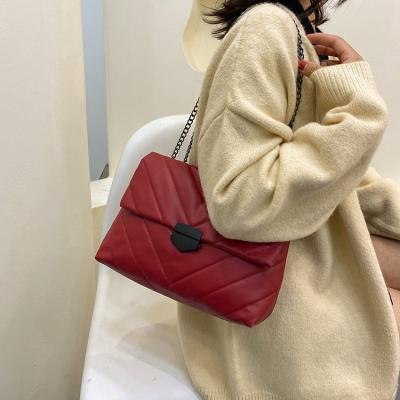 China Others wholesale and custom large denim bag fashion treandy chains shoulder purses for ladies luxury women cross - body bag for sale