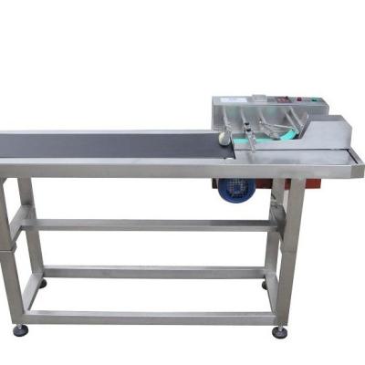 China Automatic food bag paper card paging machine conveyor belt feeder paging machine with tij batch code printer for sale