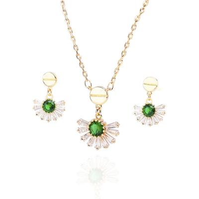 China Vintage Bridal Gold Plated Zircon Green Sun Flower Necklace Earrings Jewelry Set Women for sale