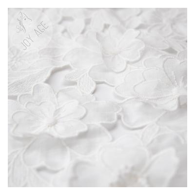 China Dubai Korea Breathable White French Chemical Embroidery 3d Flowers Lace Up Fabric Wedding Embroidull Tulls Patterns Large Tulle Embroidery for sale