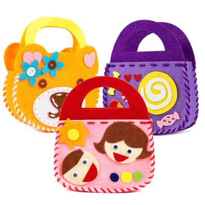 China LDD772 3D Material Eco-friendly Cartoon Animal Series Early Learning Toys DIY Felt Bags For Kids Toys for sale