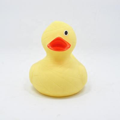 China Used For Entertainment Hot Selling Compression Mummy Bath Duck Custom Plastic Mummy Rubber Promotional Floating Duck for sale