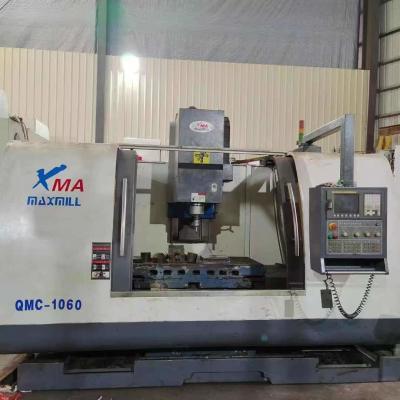 China Second Hand 3 Axis CNC Milling Machine Center Class C3 Precision Screw for sale