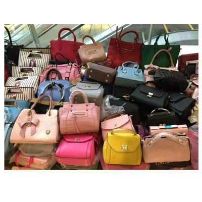 China Lady's wholesale cheap stock prices woman used handbag mix designs mix size stocklot clearance clearance cheap stocklots for sale