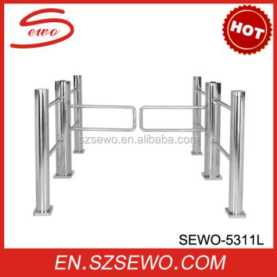 China Arm Auto Raise When Power On And Auto Stop On Obstacle Access Control Two Way Swing Gate for sale