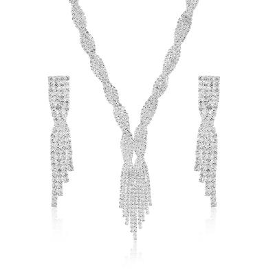 China TRENDY Crystal Bridal Party Jewelry Set Simple Design Sliver Color Necklace Earrings Jewelry Set for sale