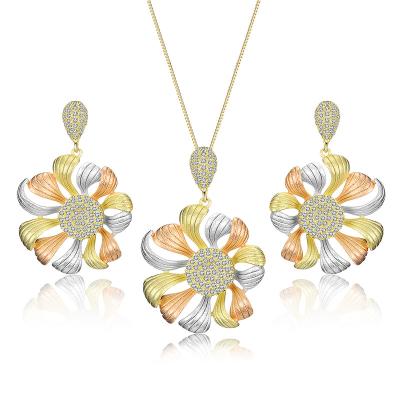 China Trendy Trendy Dubai Designs Flower Zirconia 18K Gold Plated Saudi Necklace Earring Jewelry Set for sale