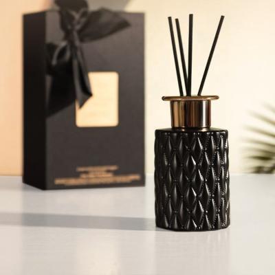 China Home Decorative Reed Diffuser Bottle 50ml Hexagon Aromatherapy Glass Bottles for sale