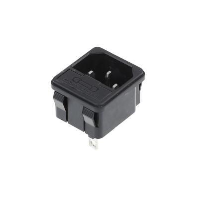 China Industrial 3 Pin Ac Power Socket With Ground 250VAC 10A Socket With Plug for sale