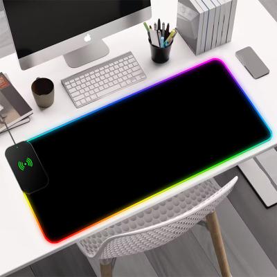 中国 Colorful RGB Gaming Mouse Pad Wireless Charging Waterproof Mouse Pad XXL 800*300*4mm 販売のため