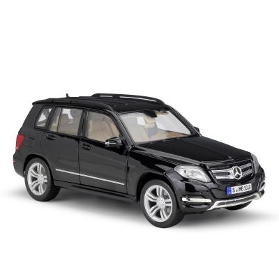 China Cross-country Diecast 1:18 Mercedes-Benz GLK simulation alloy SUV vehicle model toy with base decoration gift for sale